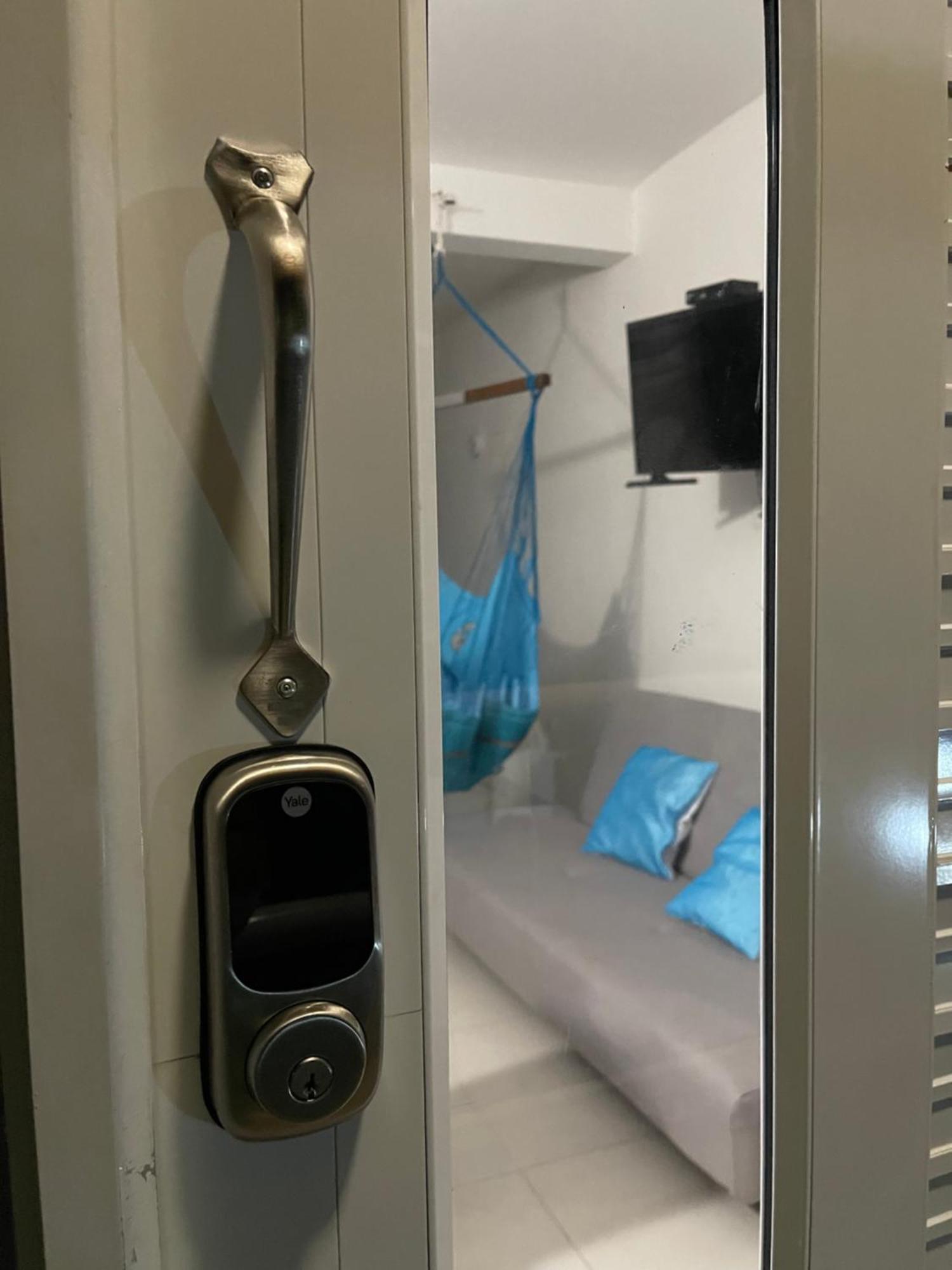 Sea Life Apartamentos En Via Principal Centro Y San Luis San Andrés المظهر الخارجي الصورة