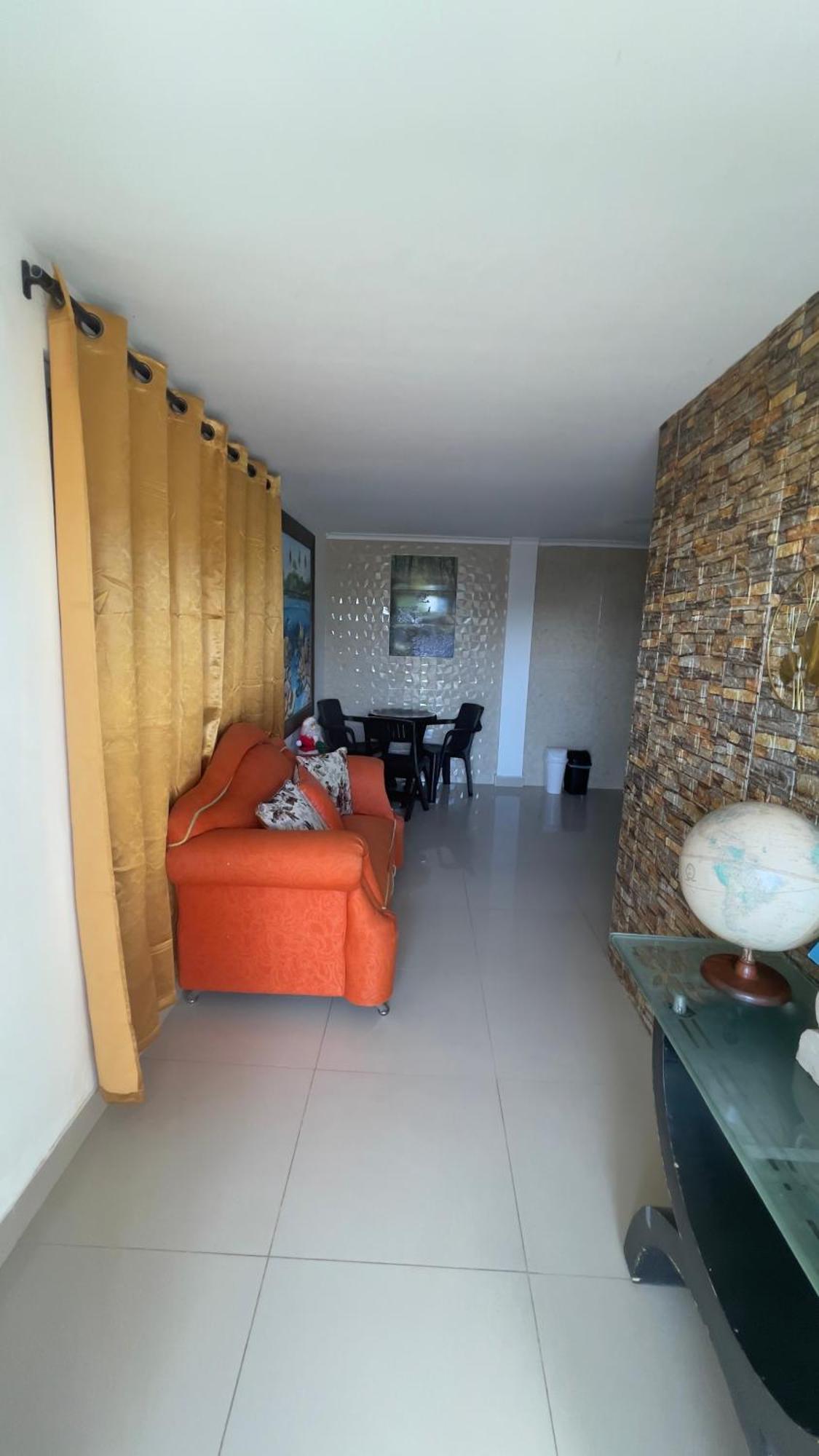 Sea Life Apartamentos En Via Principal Centro Y San Luis San Andrés المظهر الخارجي الصورة