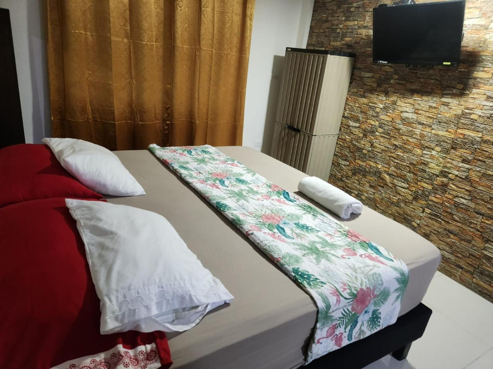 Sea Life Apartamentos En Via Principal Centro Y San Luis San Andrés المظهر الخارجي الصورة